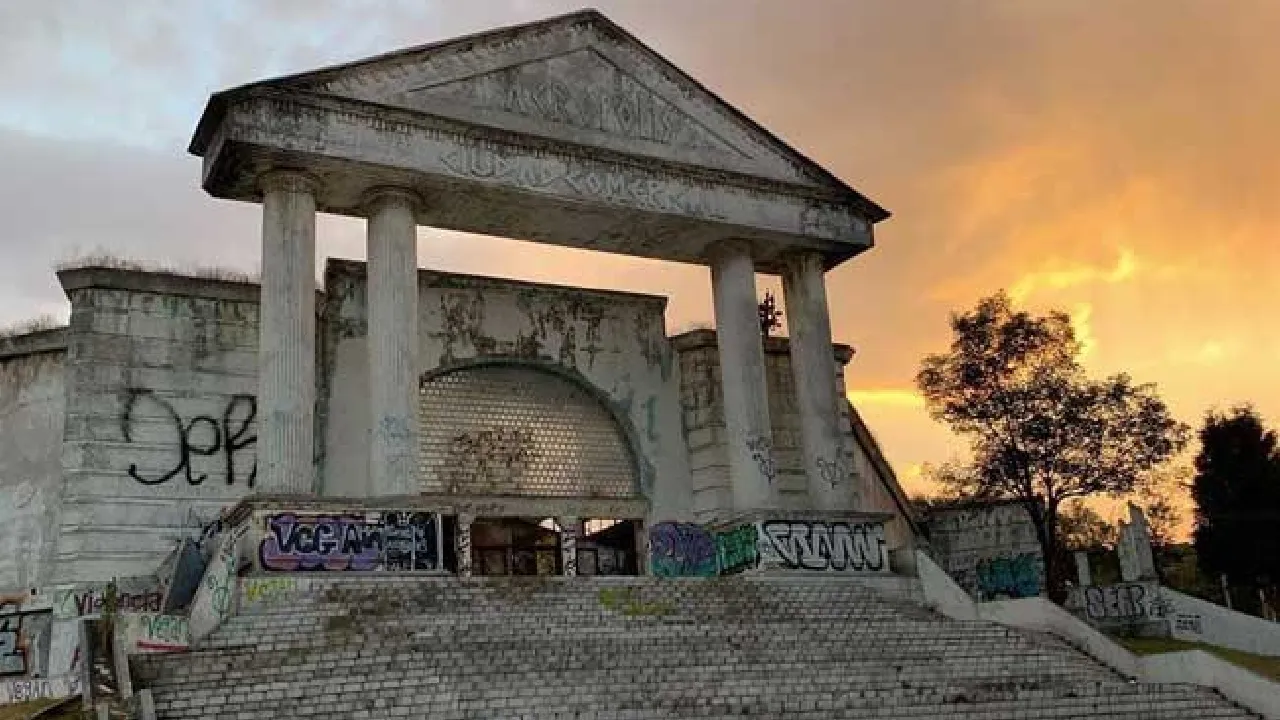Acrópolis Lomas Verdes