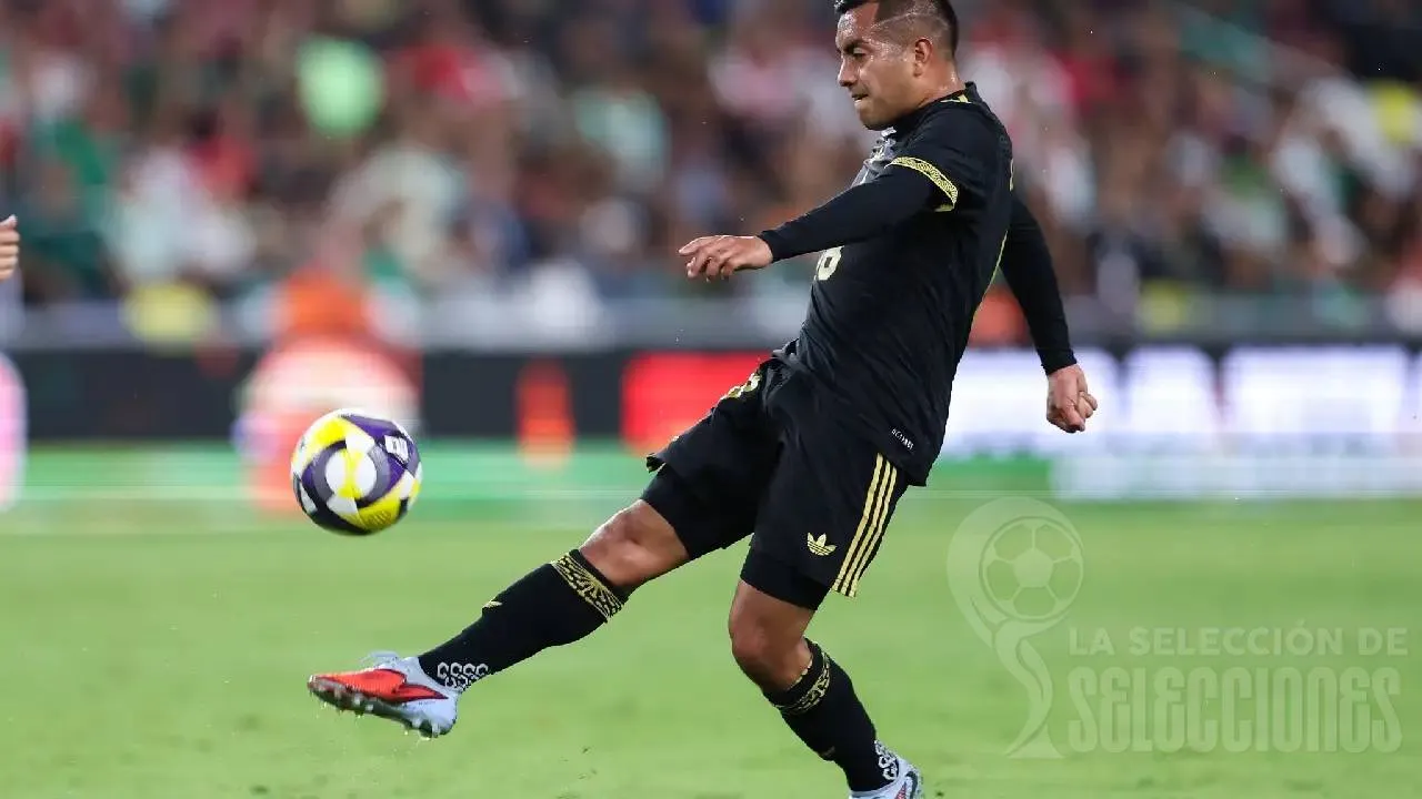 De acuerdo con la información disponible, temas relacionados con patrocinios impidieron que el partido se llevara a cabo en el estadio de los Rayados.