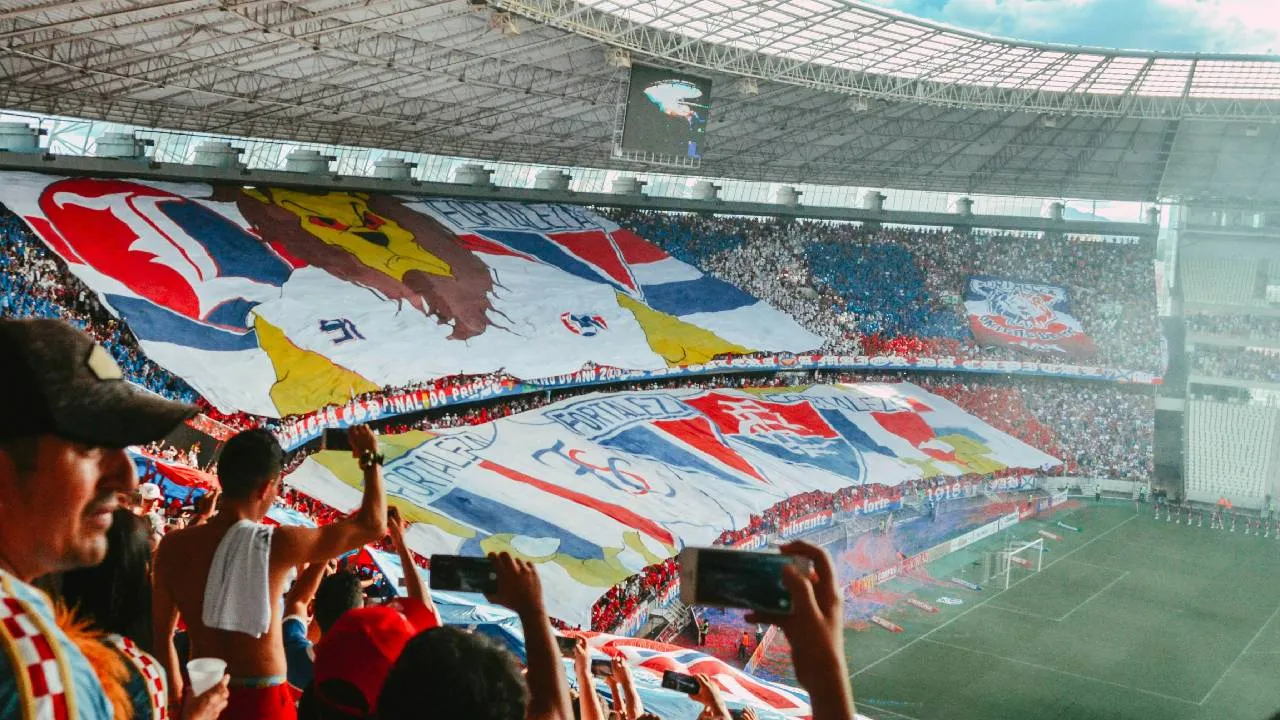 Desde su creación en 1930, este torneo no solo ha reunido a los mejores equipos del mundo, sino que también ha sido una plataforma para celebrar la pasión por el fútbol.