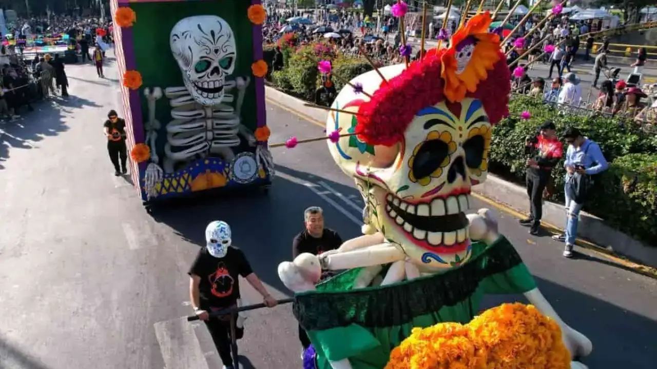 Desfiles de Día de Muertos en CDMX 2025: fechas, rutas y eventos imperdibles